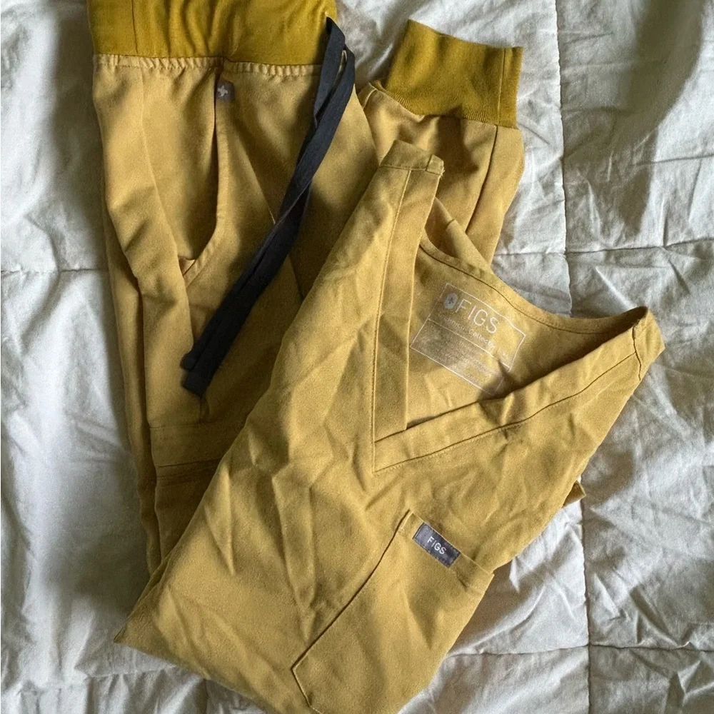 Entire Figs Scrubs Collection for sale! - Picture 7 of 16